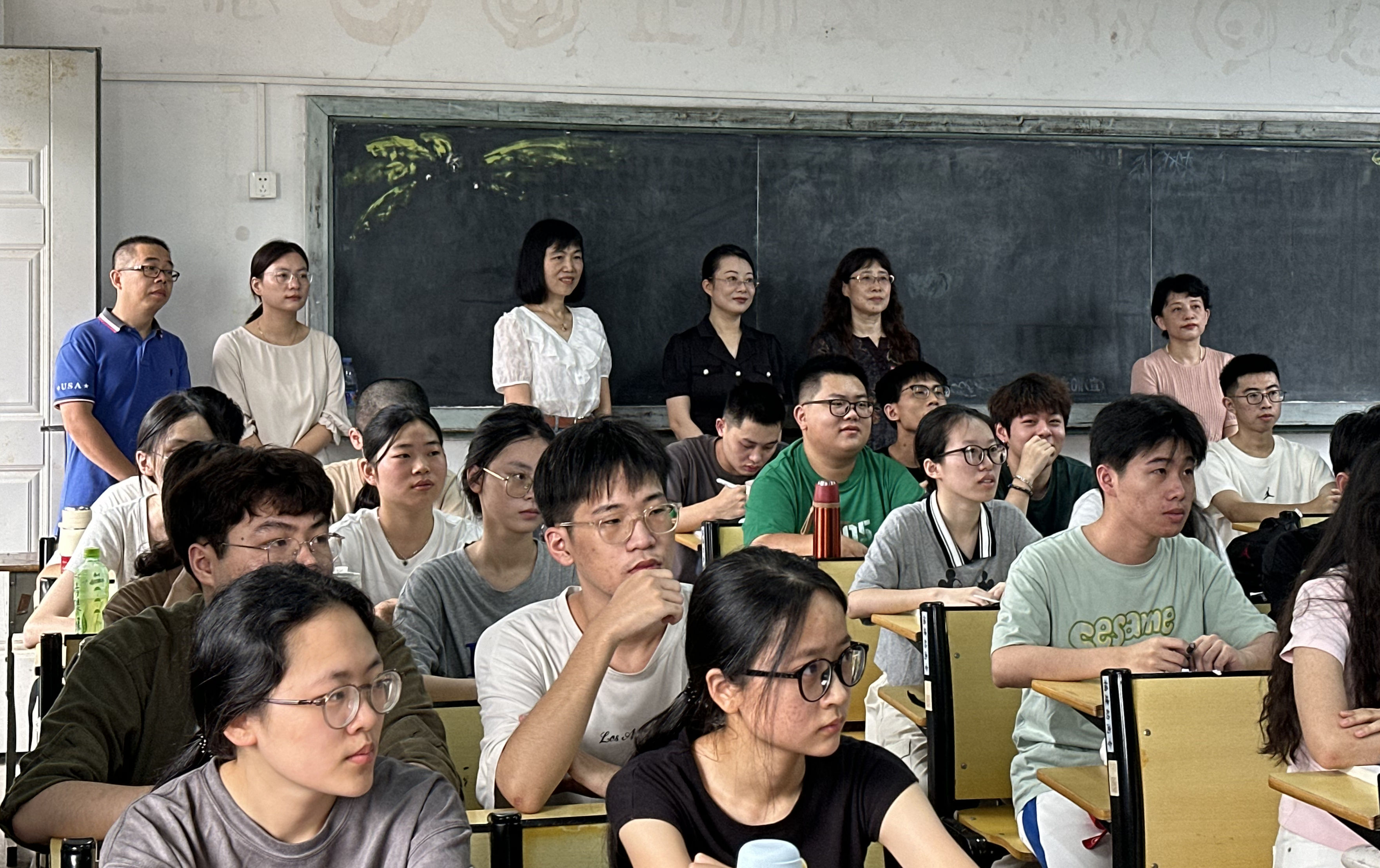 巡課1.jpg